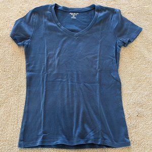 Blue Eddie Bauer Tee Size M